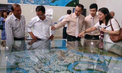 Địa ốc ồ ạt ăn theo cú hích hạ tầng ảnh 1